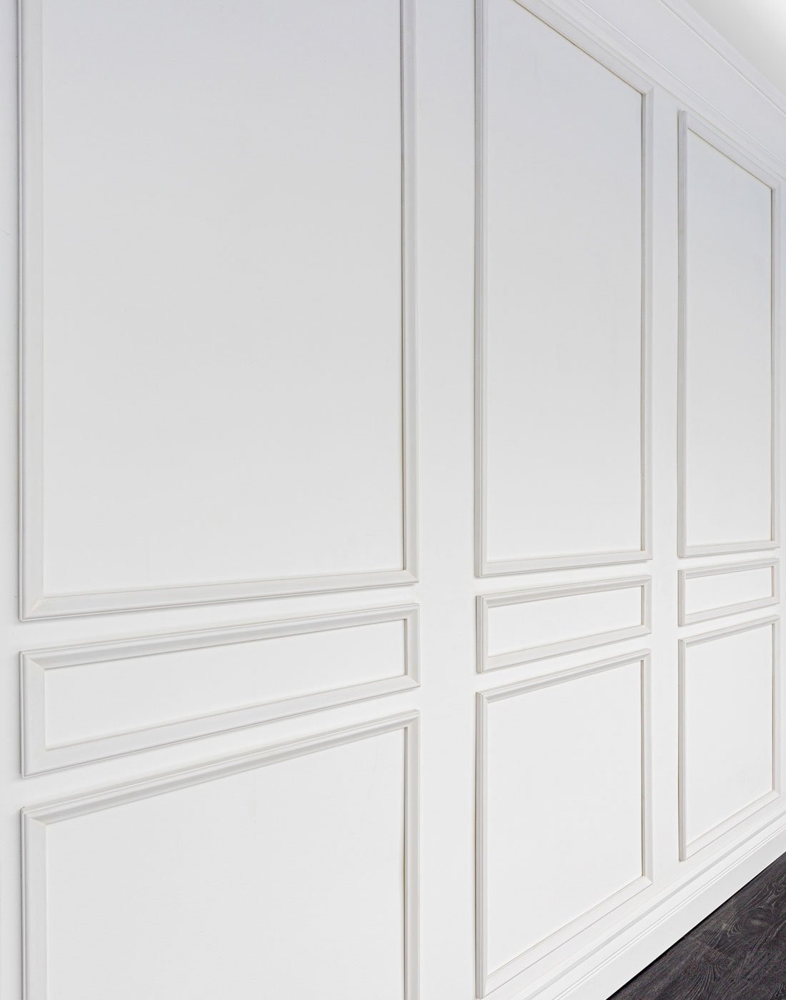 New! Classic Tall Nine Piece Self-Adhering Applied Wall Moulding Kit - Luxe Architectural